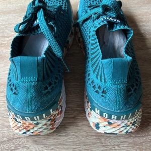 wild jewel knit runner